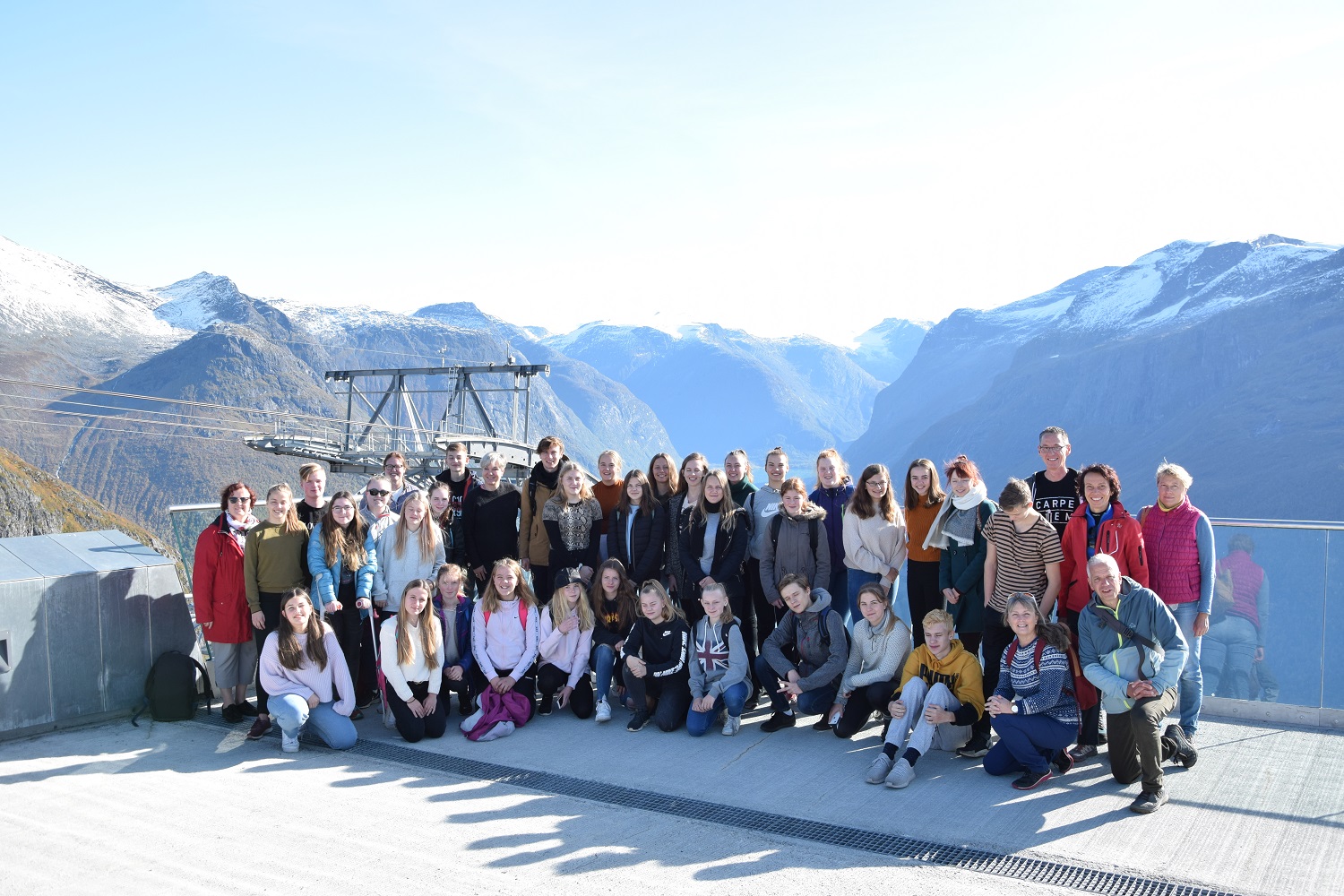 Erasmus-Treffen in Norwegen (2019) – A view onto the Innvikfjörden and surrounding mountains